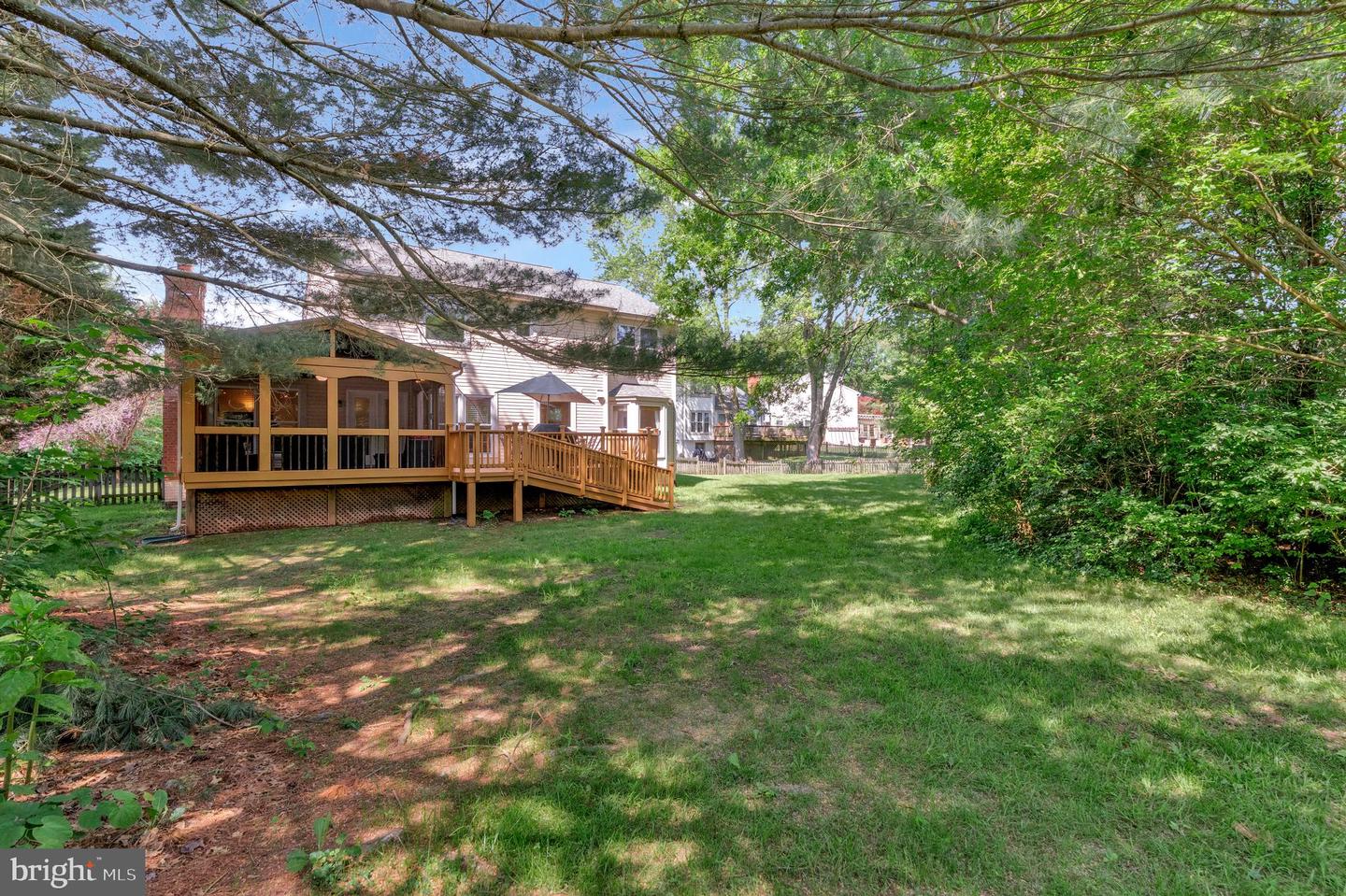 10866 MONTICELLO CT, GREAT FALLS, Virginia 22066, 3 Bedrooms Bedrooms, ,2 BathroomsBathrooms,Residential,For sale,10866 MONTICELLO CT,VALO2092332 MLS # VALO2092332