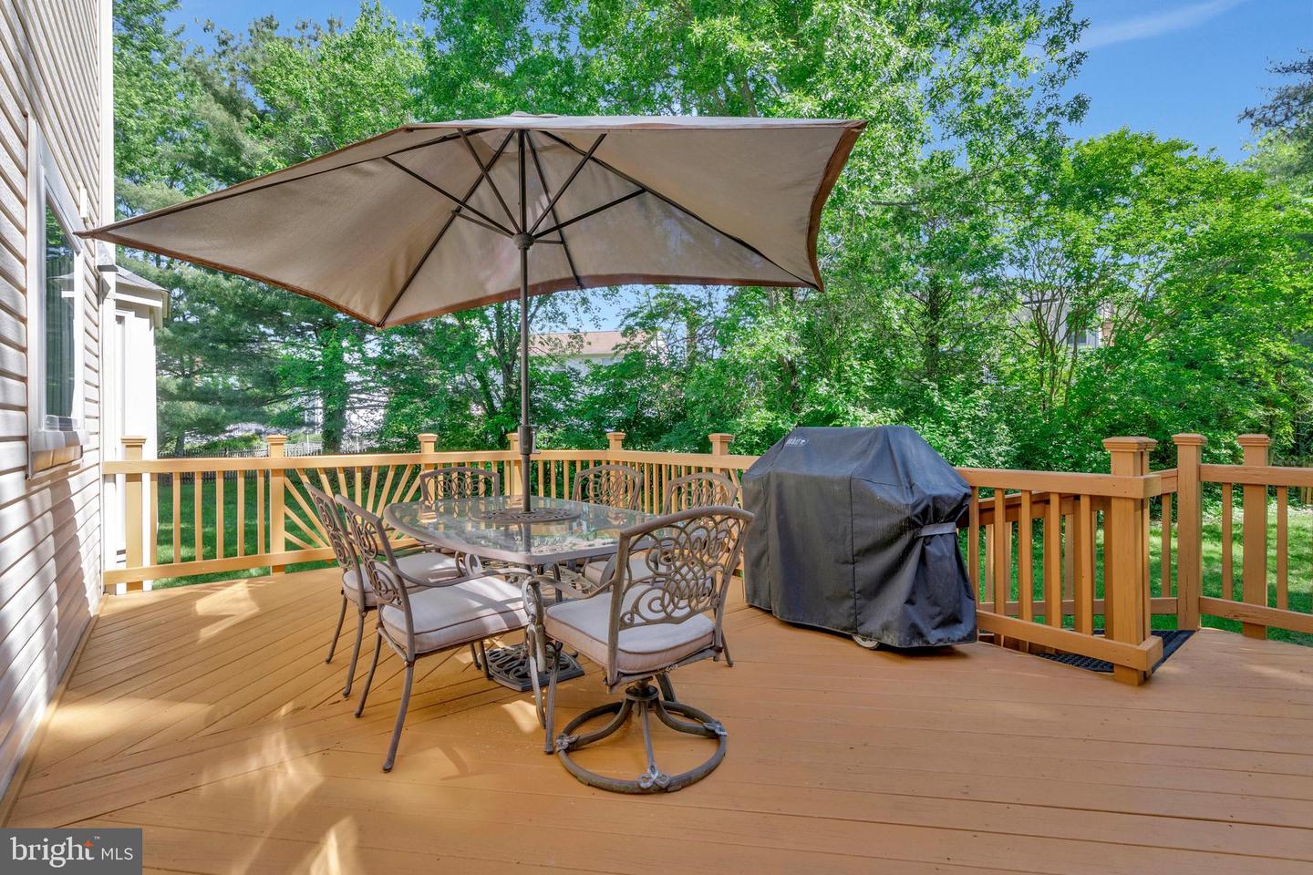 10866 MONTICELLO CT, GREAT FALLS, Virginia 22066, 3 Bedrooms Bedrooms, ,2 BathroomsBathrooms,Residential,For sale,10866 MONTICELLO CT,VALO2092332 MLS # VALO2092332