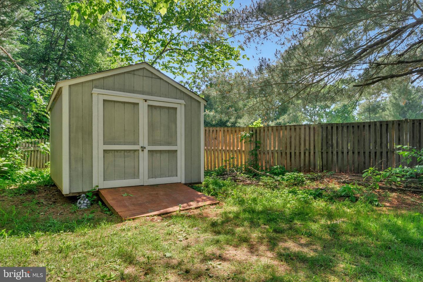 10866 MONTICELLO CT, GREAT FALLS, Virginia 22066, 3 Bedrooms Bedrooms, ,2 BathroomsBathrooms,Residential,For sale,10866 MONTICELLO CT,VALO2092332 MLS # VALO2092332