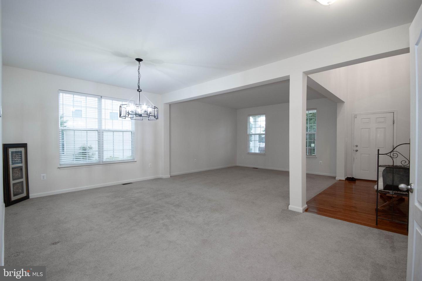 1294 DOGLEG DR, LOCUST GROVE, Virginia 22508, 5 Bedrooms Bedrooms, ,3 BathroomsBathrooms,Residential,For sale,1294 DOGLEG DR,VAOR2009286 MLS # VAOR2009286