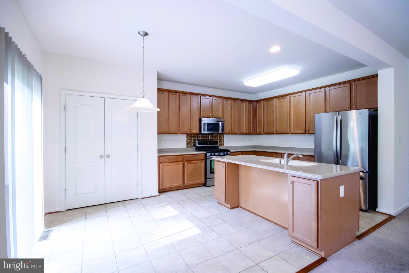 1294 DOGLEG DR, LOCUST GROVE, Virginia 22508, 5 Bedrooms Bedrooms, ,3 BathroomsBathrooms,Residential,For sale,1294 DOGLEG DR,VAOR2009286 MLS # VAOR2009286