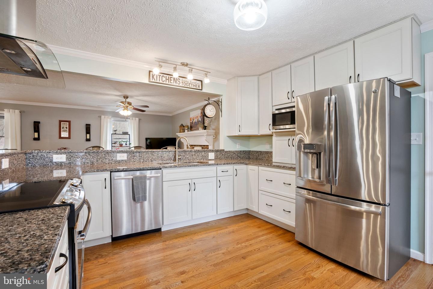 107 REDBUD CIR, CROSS JUNCTION, Virginia 22625, 3 Bedrooms Bedrooms, ,3 BathroomsBathrooms,Residential,For sale,107 REDBUD CIR,VAFV2033160 MLS # VAFV2033160