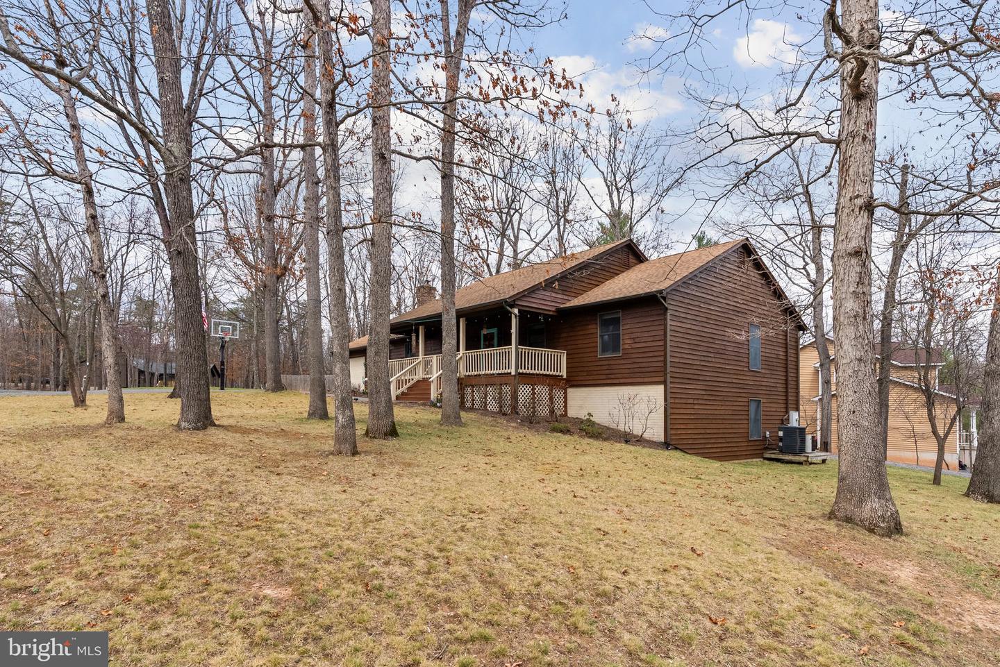 107 REDBUD CIR, CROSS JUNCTION, Virginia 22625, 3 Bedrooms Bedrooms, ,3 BathroomsBathrooms,Residential,For sale,107 REDBUD CIR,VAFV2033160 MLS # VAFV2033160