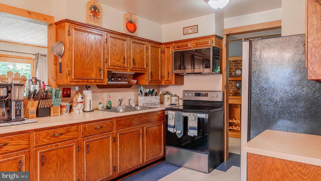2468 DRY RUN RD, LURAY, Virginia 22835, 3 Bedrooms Bedrooms, ,2 BathroomsBathrooms,Residential,2468 DRY RUN RD,VAPA2004976 MLS # VAPA2004976