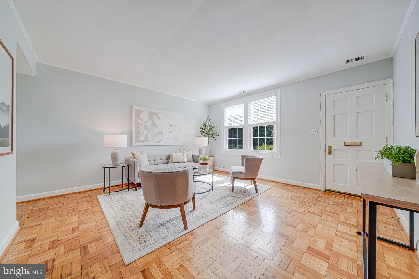 1301 S CLEVELAND ST #353, ARLINGTON, Virginia 22204, 1 Bedroom Bedrooms, ,1 BathroomBathrooms,Residential,For sale,1301 S CLEVELAND ST #353,VAAR2055366 MLS # VAAR2055366