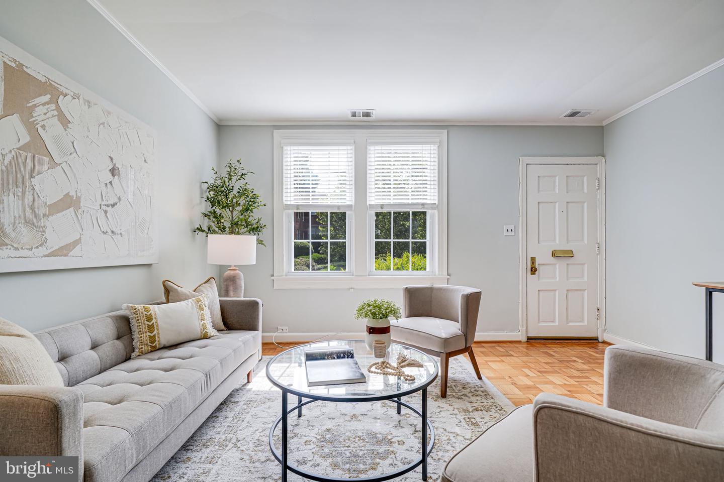 1301 S CLEVELAND ST #353, ARLINGTON, Virginia 22204, 1 Bedroom Bedrooms, ,1 BathroomBathrooms,Residential,For sale,1301 S CLEVELAND ST #353,VAAR2055366 MLS # VAAR2055366