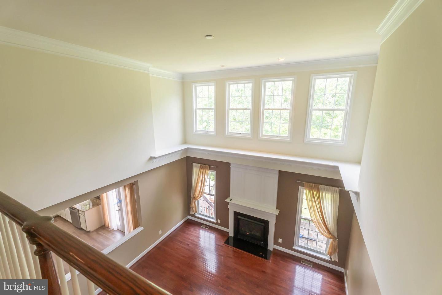 9184 LAUREL HIGHLANDS PL, MANASSAS, Virginia 20112, 4 Bedrooms Bedrooms, ,3 BathroomsBathrooms,Residential,For sale,9184 LAUREL HIGHLANDS PL,VAPW2091106 MLS # VAPW2091106