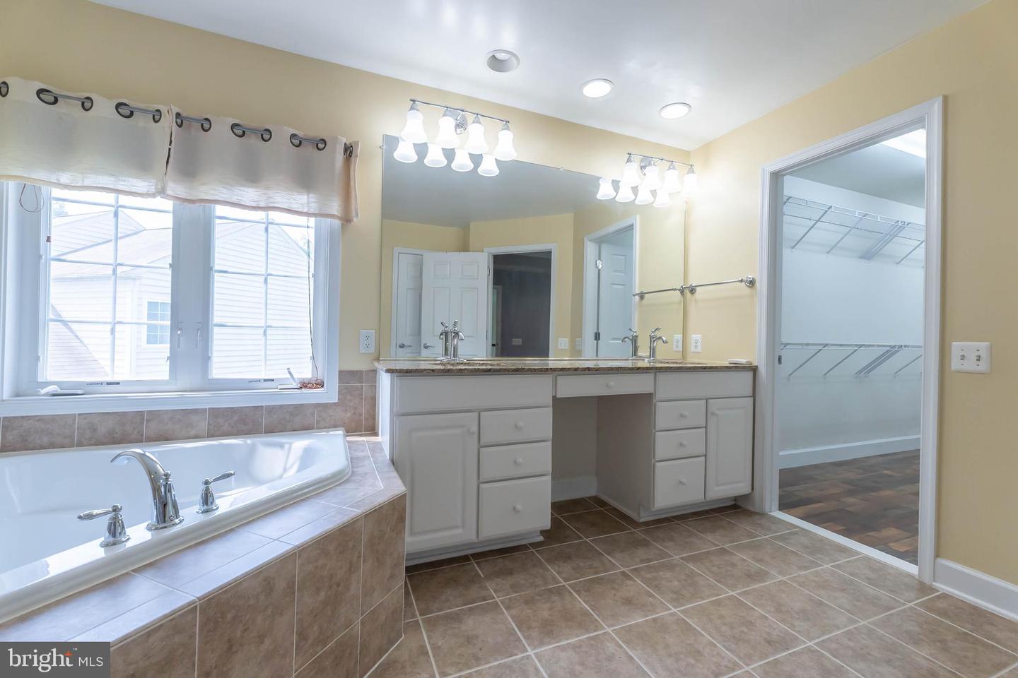 9184 LAUREL HIGHLANDS PL, MANASSAS, Virginia 20112, 4 Bedrooms Bedrooms, ,3 BathroomsBathrooms,Residential,For sale,9184 LAUREL HIGHLANDS PL,VAPW2091106 MLS # VAPW2091106
