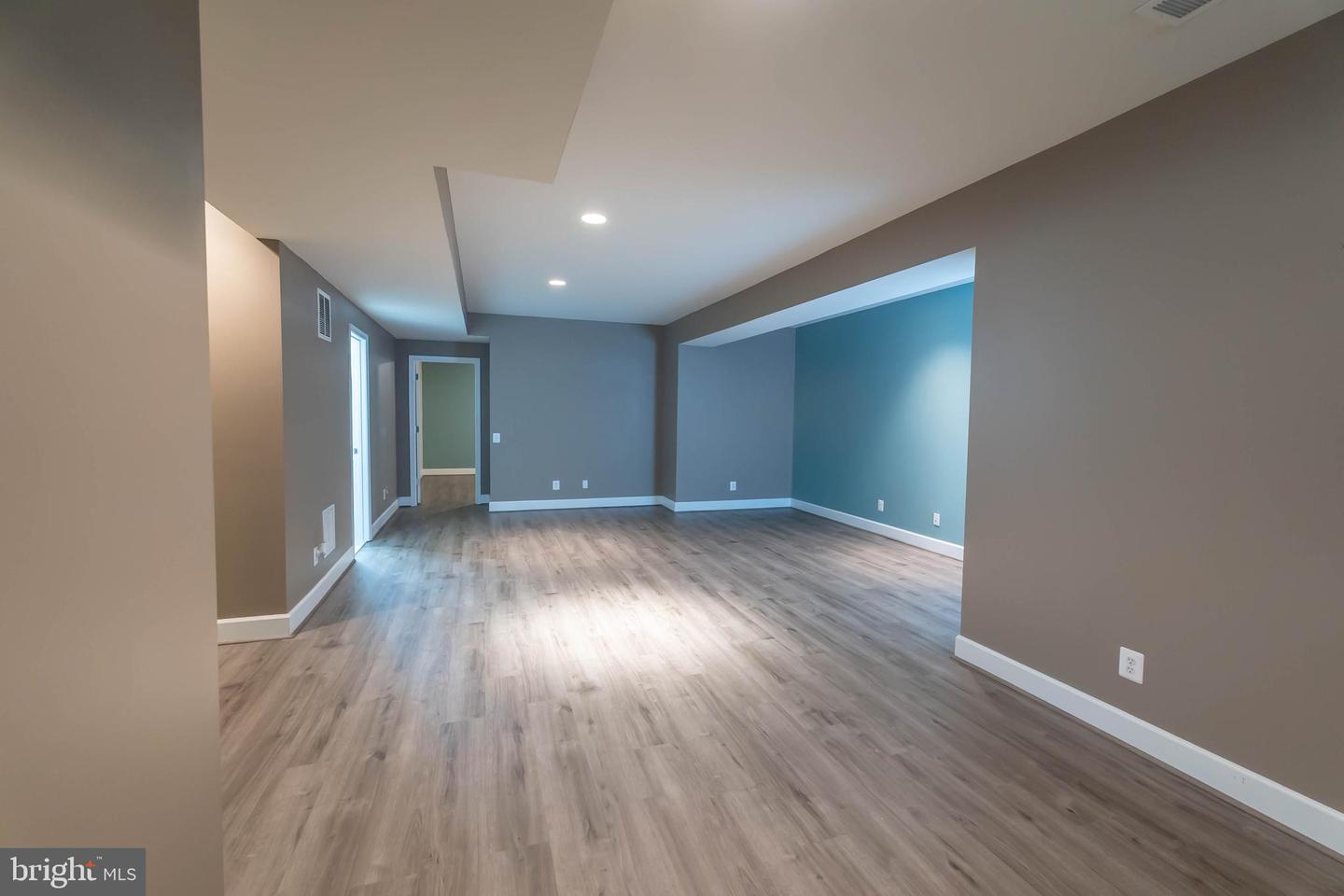 9184 LAUREL HIGHLANDS PL, MANASSAS, Virginia 20112, 4 Bedrooms Bedrooms, ,3 BathroomsBathrooms,Residential,For sale,9184 LAUREL HIGHLANDS PL,VAPW2091106 MLS # VAPW2091106