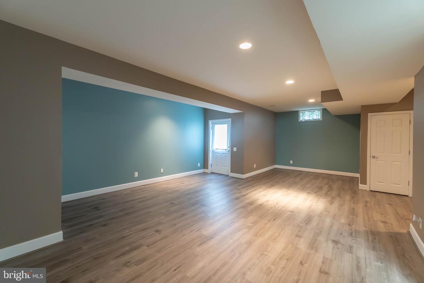 9184 LAUREL HIGHLANDS PL, MANASSAS, Virginia 20112, 4 Bedrooms Bedrooms, ,3 BathroomsBathrooms,Residential,For sale,9184 LAUREL HIGHLANDS PL,VAPW2091106 MLS # VAPW2091106