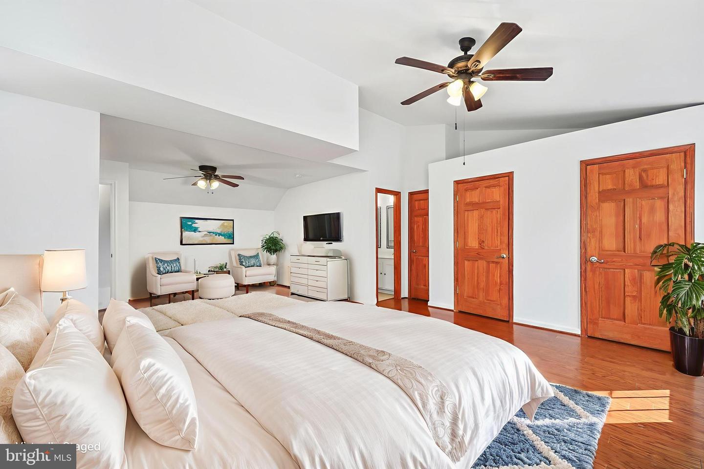 14451 WHISPERWOOD CT, DUMFRIES, Virginia 22025, 2 Bedrooms Bedrooms, ,3 BathroomsBathrooms,Residential,For sale,14451 WHISPERWOOD CT,VAPW2091344 MLS # VAPW2091344