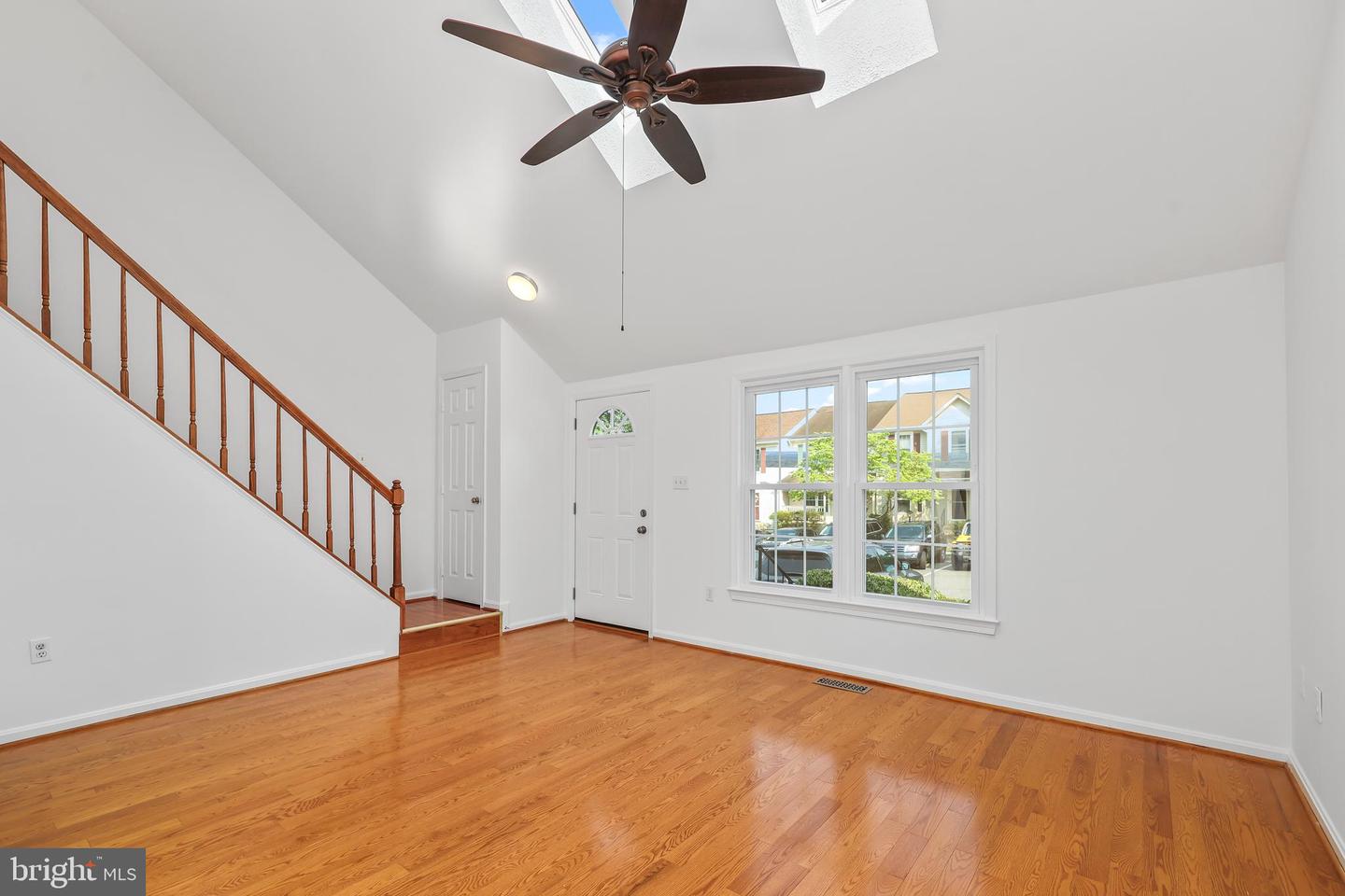 14451 WHISPERWOOD CT, DUMFRIES, Virginia 22025, 2 Bedrooms Bedrooms, ,3 BathroomsBathrooms,Residential,For sale,14451 WHISPERWOOD CT,VAPW2091344 MLS # VAPW2091344