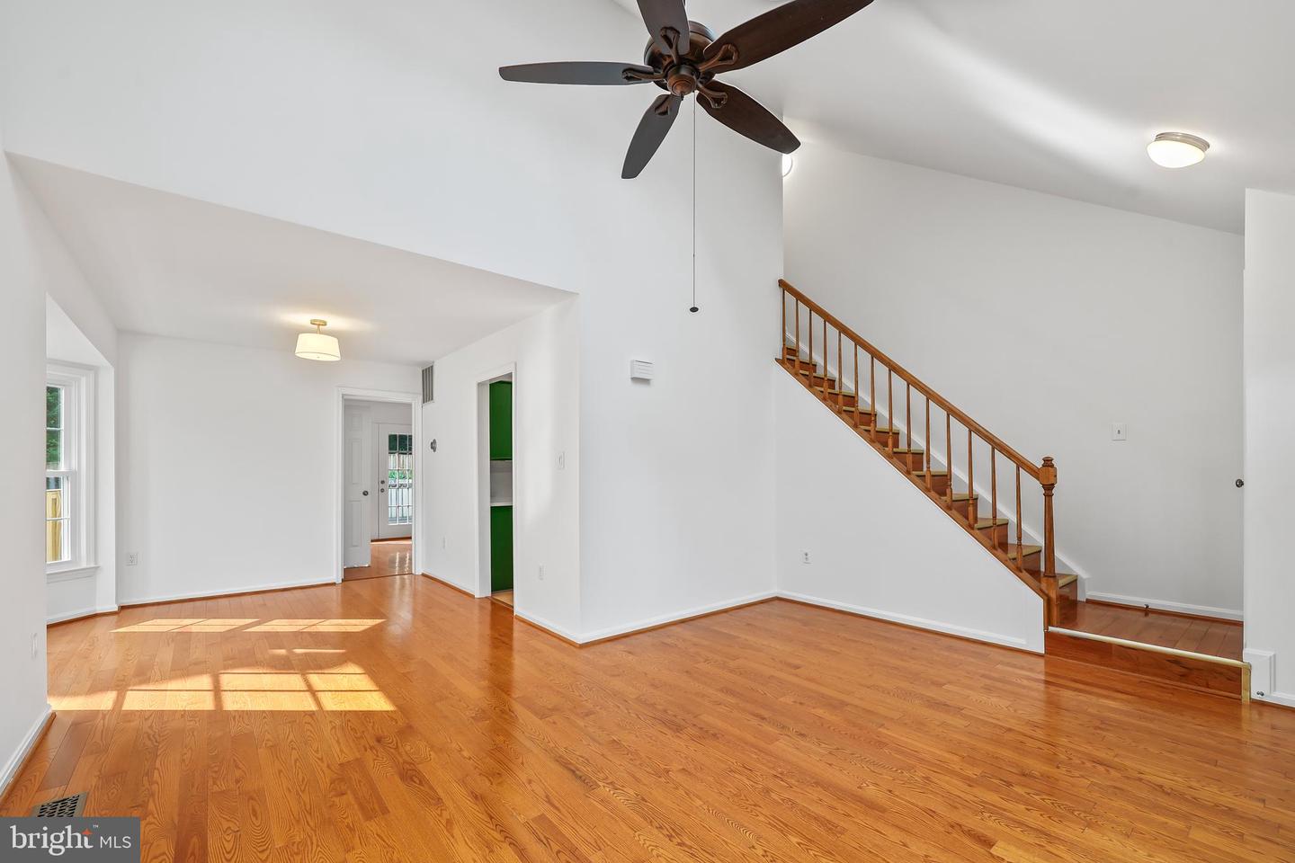 14451 WHISPERWOOD CT, DUMFRIES, Virginia 22025, 2 Bedrooms Bedrooms, ,3 BathroomsBathrooms,Residential,For sale,14451 WHISPERWOOD CT,VAPW2091344 MLS # VAPW2091344