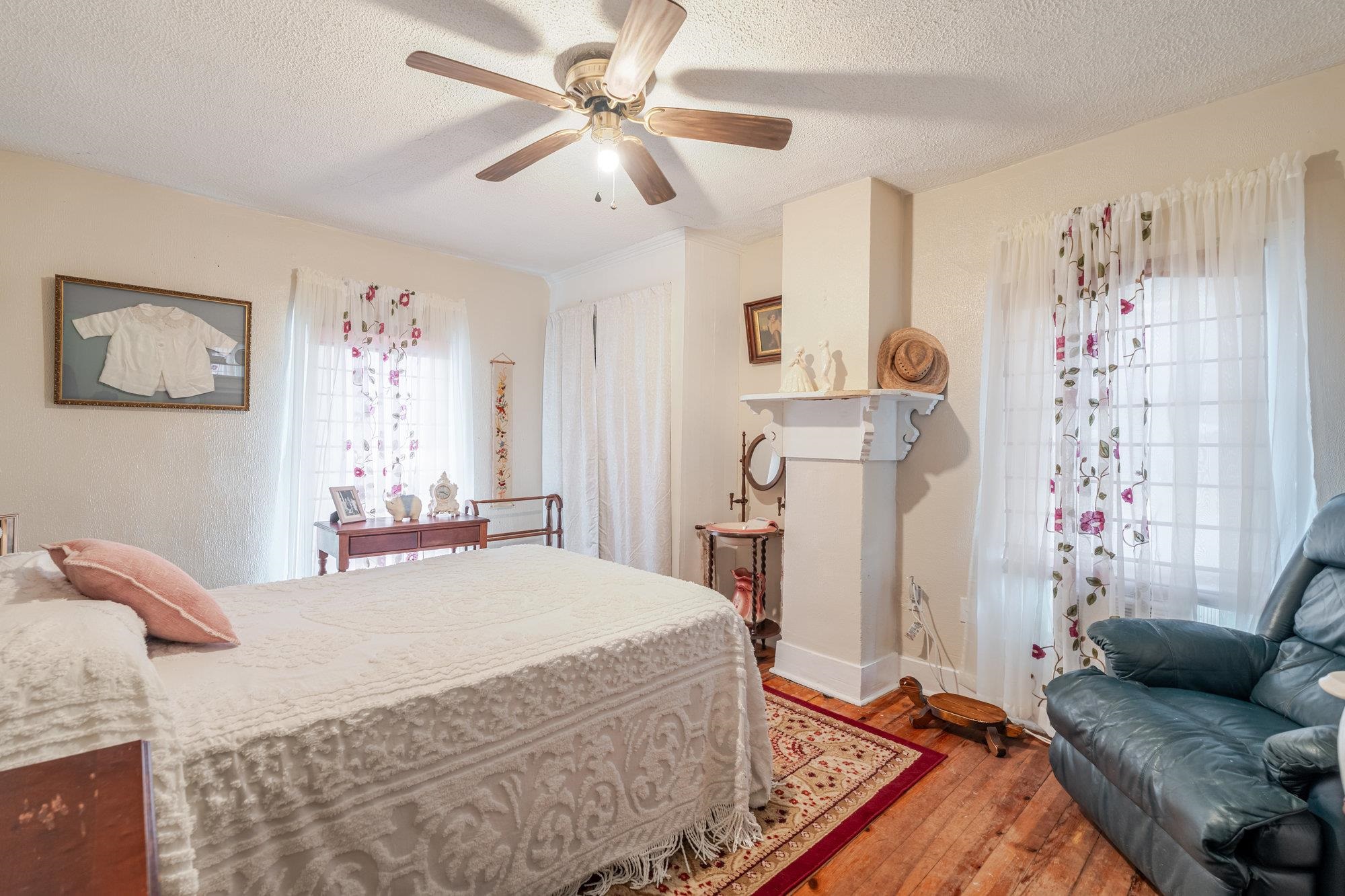 206 N THIRD ST, SHENANDOAH, Virginia 22849, 3 Bedrooms Bedrooms, ,2 BathroomsBathrooms,Residential,206 N THIRD ST,665052 MLS # 665052