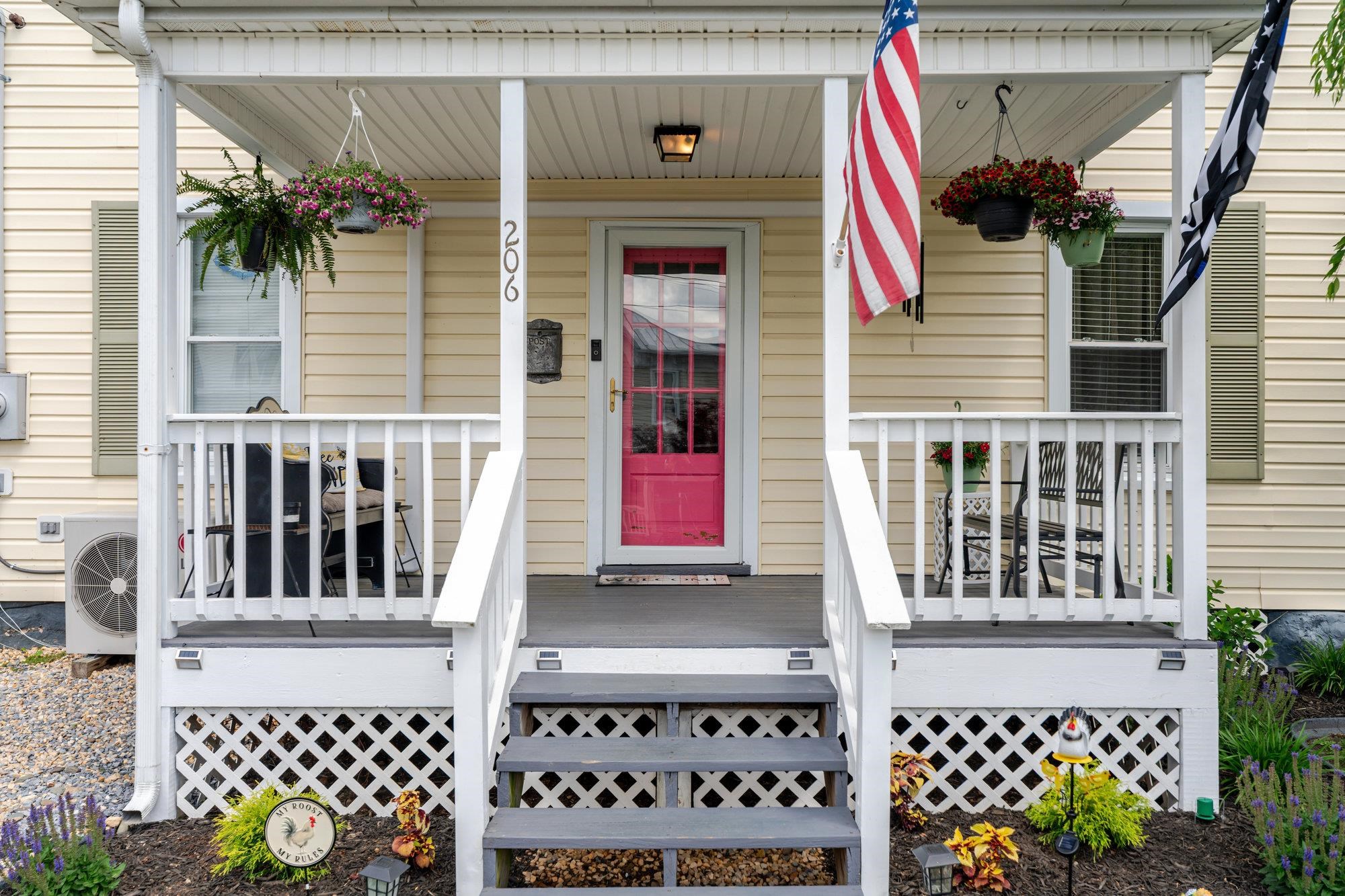 206 N THIRD ST, SHENANDOAH, Virginia 22849, 3 Bedrooms Bedrooms, ,2 BathroomsBathrooms,Residential,206 N THIRD ST,665052 MLS # 665052