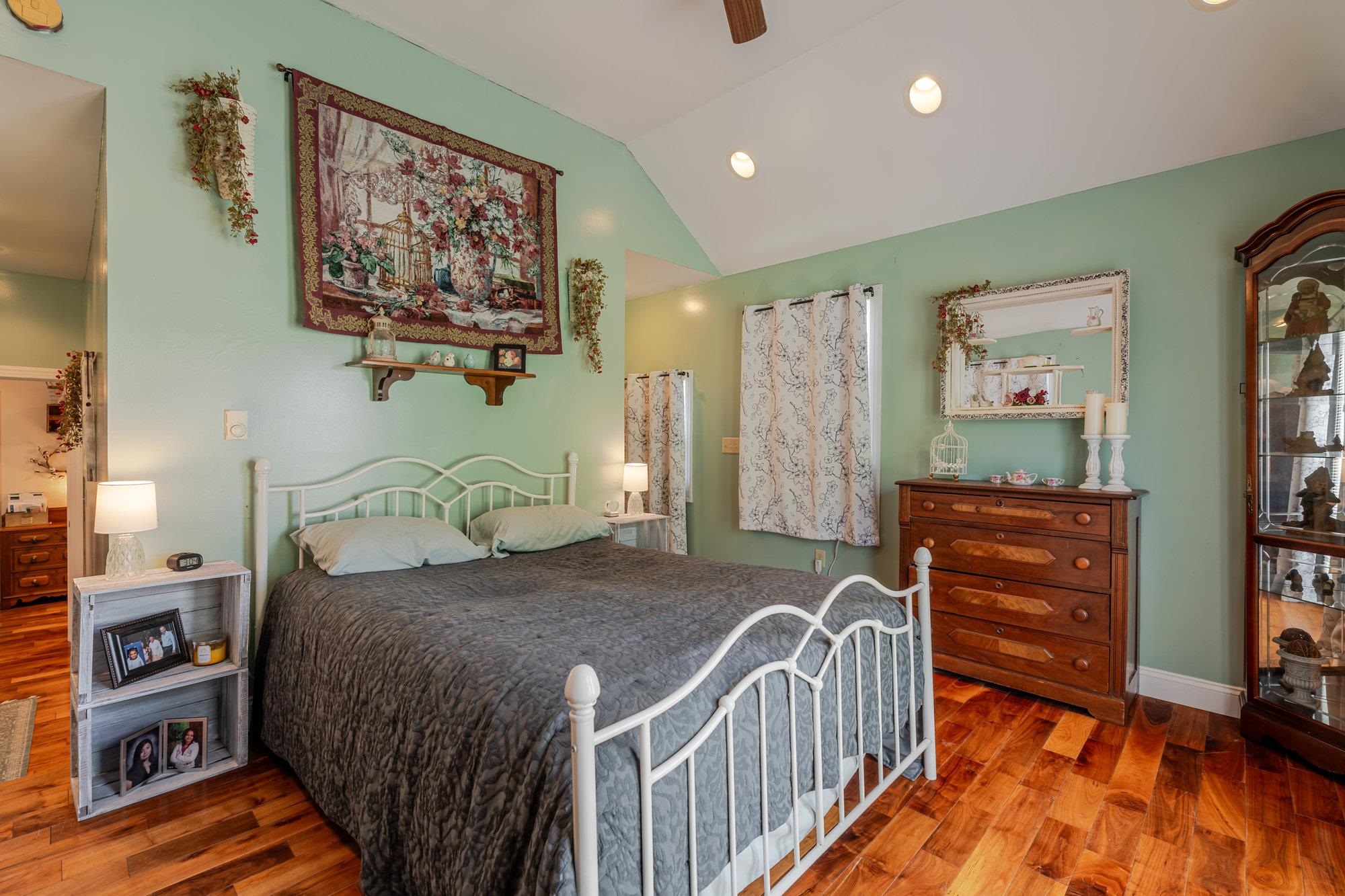 206 N THIRD ST, SHENANDOAH, Virginia 22849, 3 Bedrooms Bedrooms, ,2 BathroomsBathrooms,Residential,206 N THIRD ST,665052 MLS # 665052