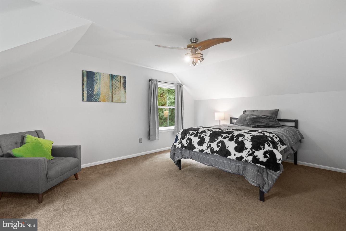 15251 CEDAR KNOLL CT, DUMFRIES, Virginia 22025, 3 Bedrooms Bedrooms, 7 Rooms Rooms,3 BathroomsBathrooms,Residential,For sale,15251 CEDAR KNOLL CT,VAPW2091484 MLS # VAPW2091484