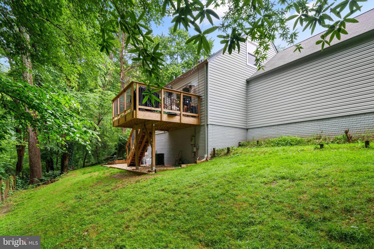 15251 CEDAR KNOLL CT, DUMFRIES, Virginia 22025, 3 Bedrooms Bedrooms, 7 Rooms Rooms,3 BathroomsBathrooms,Residential,For sale,15251 CEDAR KNOLL CT,VAPW2091484 MLS # VAPW2091484