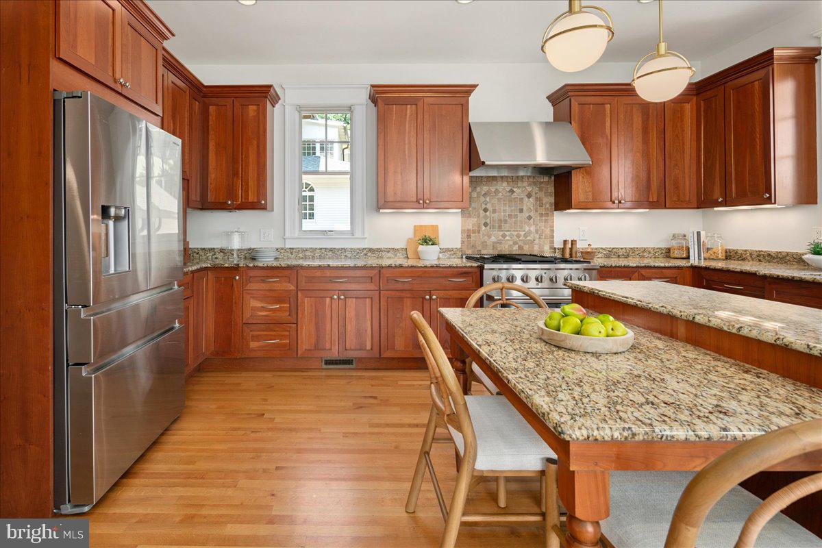 1501 HAMILTON ST NW, WASHINGTON, District Of Columbia 20011, 8 Bedrooms Bedrooms, ,6 BathroomsBathrooms,Residential,For sale,1501 HAMILTON ST NW,DCDC2194510 MLS # DCDC2194510