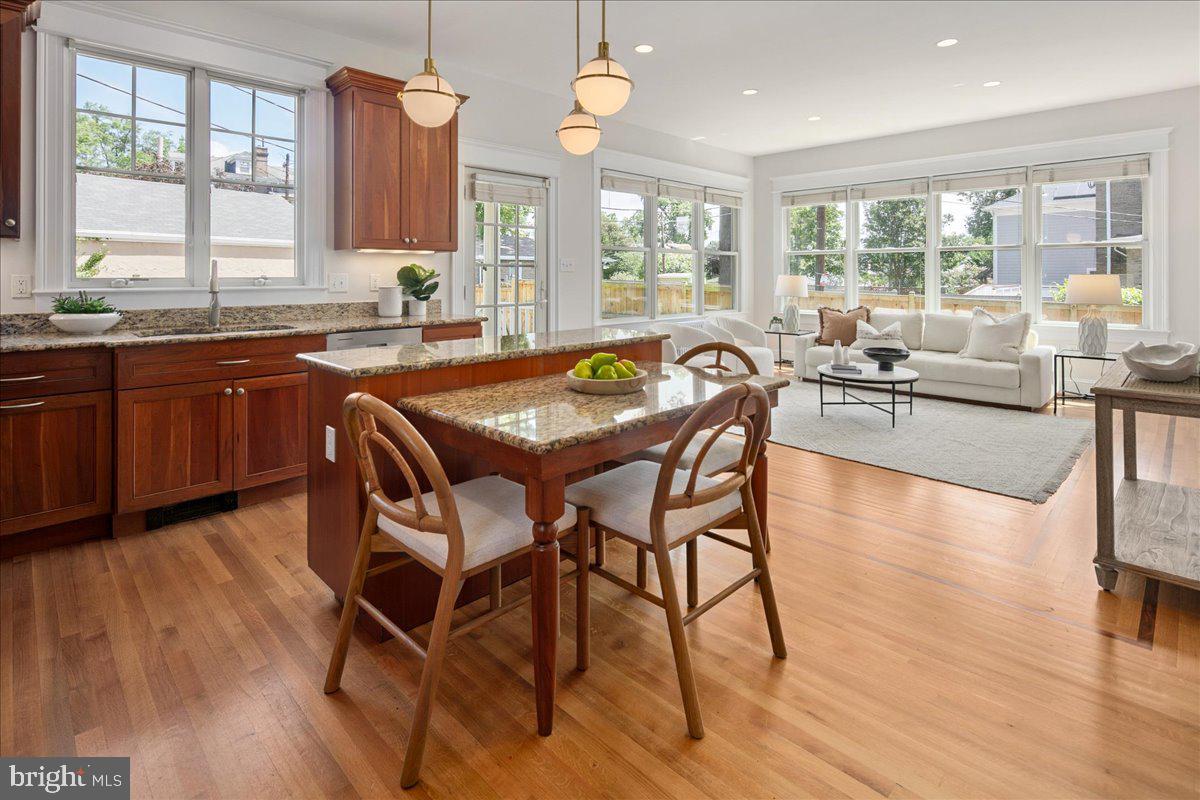 1501 HAMILTON ST NW, WASHINGTON, District Of Columbia 20011, 8 Bedrooms Bedrooms, ,6 BathroomsBathrooms,Residential,For sale,1501 HAMILTON ST NW,DCDC2194510 MLS # DCDC2194510