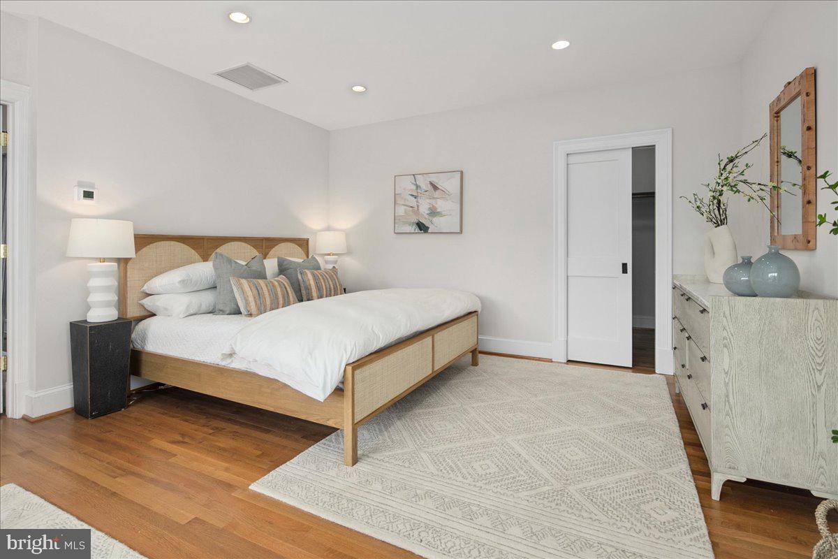 1501 HAMILTON ST NW, WASHINGTON, District Of Columbia 20011, 8 Bedrooms Bedrooms, ,6 BathroomsBathrooms,Residential,For sale,1501 HAMILTON ST NW,DCDC2194510 MLS # DCDC2194510