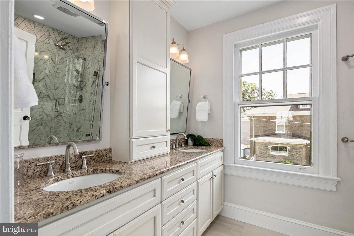 1501 HAMILTON ST NW, WASHINGTON, District Of Columbia 20011, 8 Bedrooms Bedrooms, ,6 BathroomsBathrooms,Residential,For sale,1501 HAMILTON ST NW,DCDC2194510 MLS # DCDC2194510