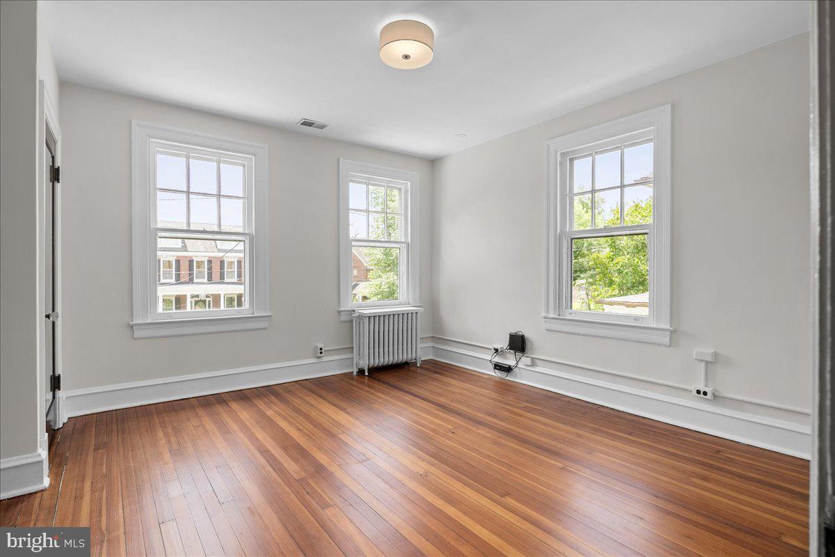 1501 HAMILTON ST NW, WASHINGTON, District Of Columbia 20011, 8 Bedrooms Bedrooms, ,6 BathroomsBathrooms,Residential,For sale,1501 HAMILTON ST NW,DCDC2194510 MLS # DCDC2194510