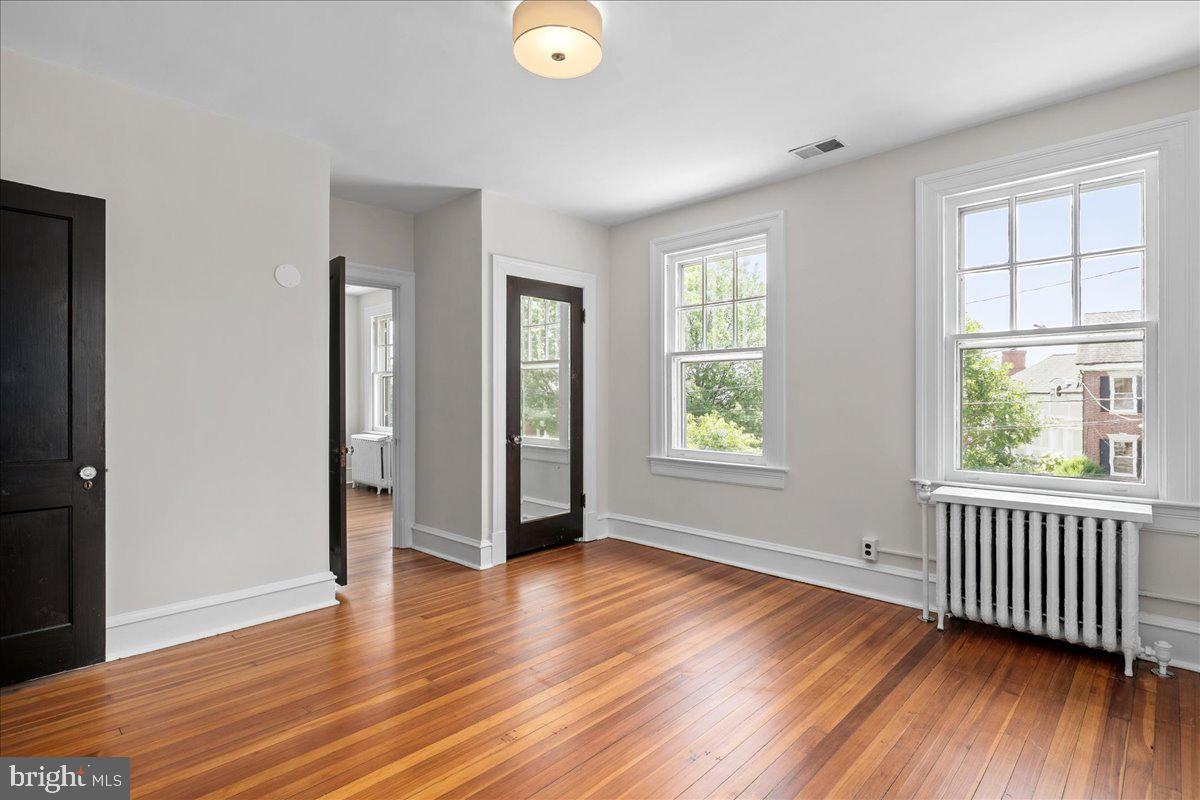 1501 HAMILTON ST NW, WASHINGTON, District Of Columbia 20011, 8 Bedrooms Bedrooms, ,6 BathroomsBathrooms,Residential,For sale,1501 HAMILTON ST NW,DCDC2194510 MLS # DCDC2194510