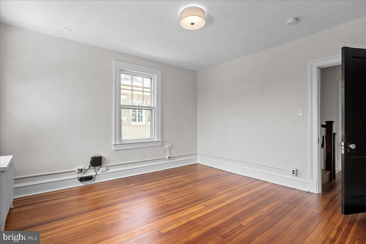 1501 HAMILTON ST NW, WASHINGTON, District Of Columbia 20011, 8 Bedrooms Bedrooms, ,6 BathroomsBathrooms,Residential,For sale,1501 HAMILTON ST NW,DCDC2194510 MLS # DCDC2194510