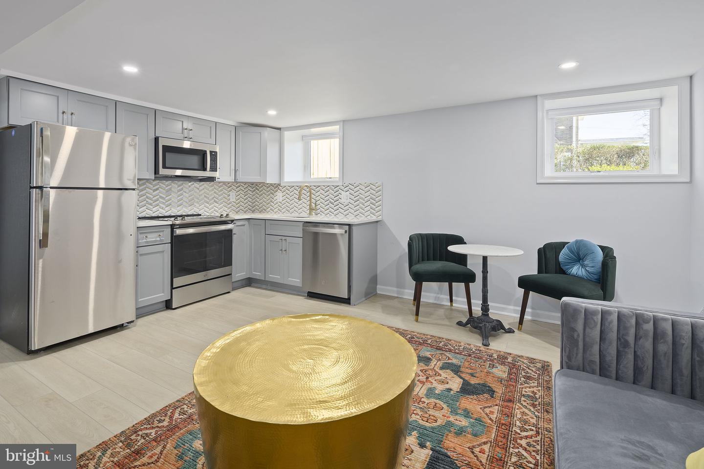 1501 HAMILTON ST NW, WASHINGTON, District Of Columbia 20011, 8 Bedrooms Bedrooms, ,6 BathroomsBathrooms,Residential,For sale,1501 HAMILTON ST NW,DCDC2194510 MLS # DCDC2194510