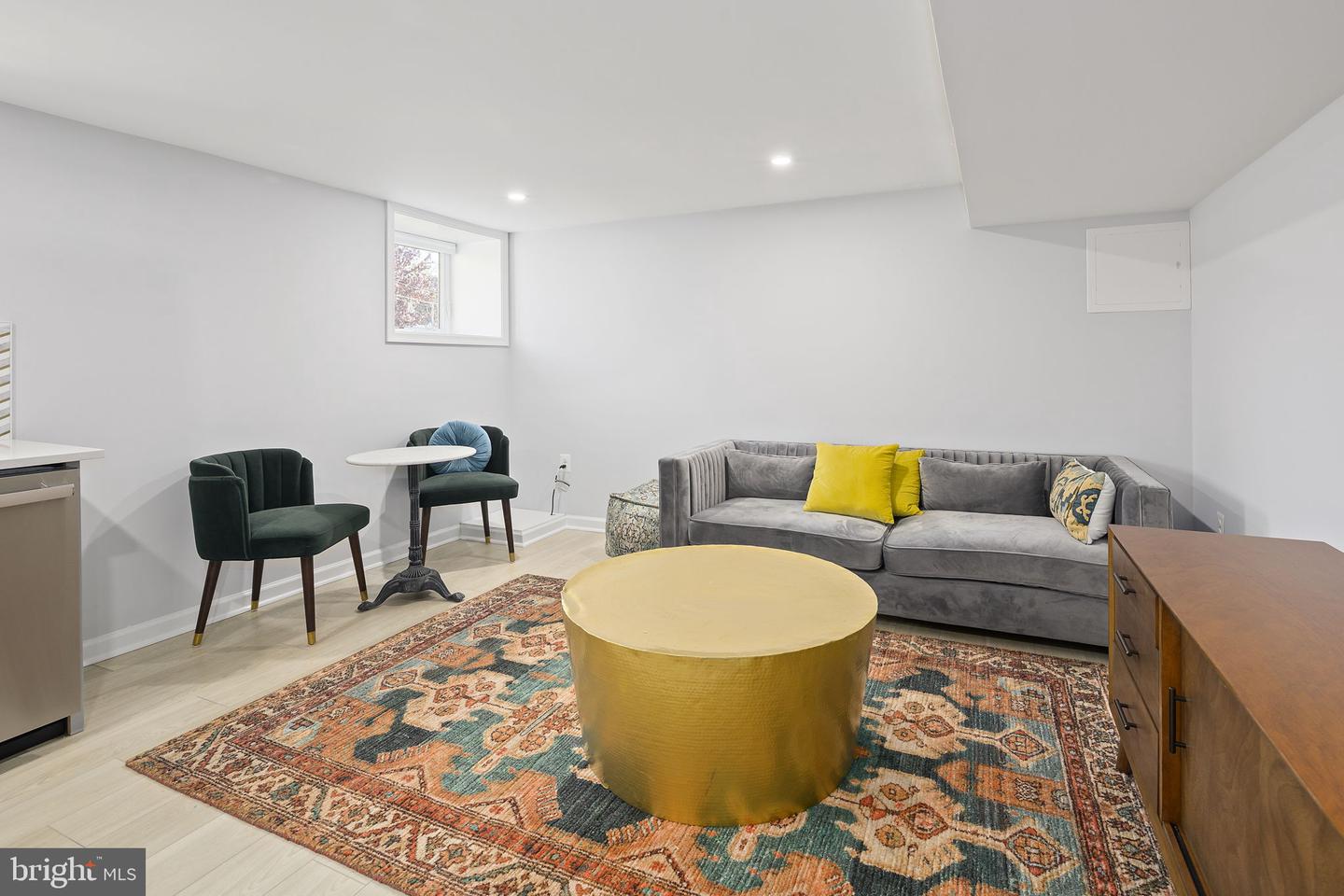 1501 HAMILTON ST NW, WASHINGTON, District Of Columbia 20011, 8 Bedrooms Bedrooms, ,6 BathroomsBathrooms,Residential,For sale,1501 HAMILTON ST NW,DCDC2194510 MLS # DCDC2194510