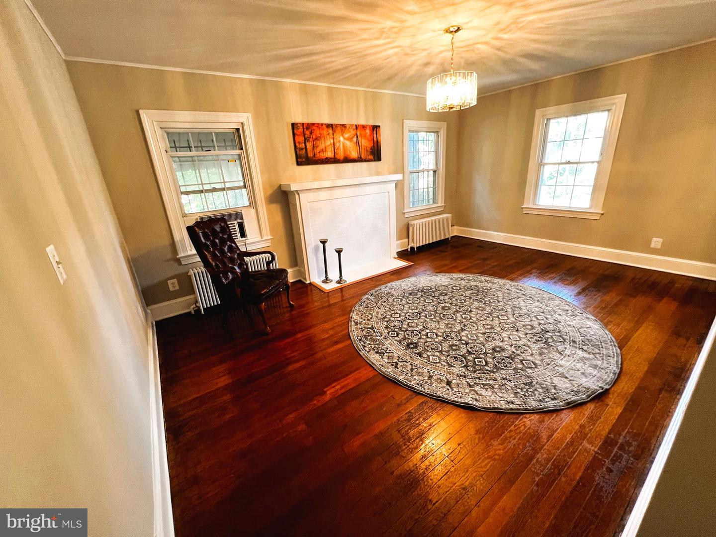 222 E FAIRFAX ST, FALLS CHURCH, Virginia 22046, 5 Bedrooms Bedrooms, ,4 BathroomsBathrooms,Residential,For sale,222 E FAIRFAX ST,VAFA2002898 MLS # VAFA2002898