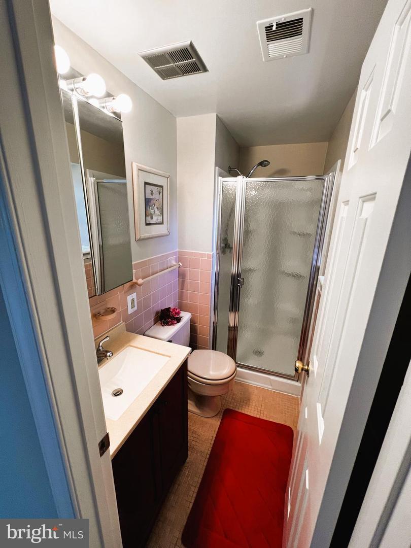 222 E FAIRFAX ST, FALLS CHURCH, Virginia 22046, 5 Bedrooms Bedrooms, ,4 BathroomsBathrooms,Residential,For sale,222 E FAIRFAX ST,VAFA2002898 MLS # VAFA2002898