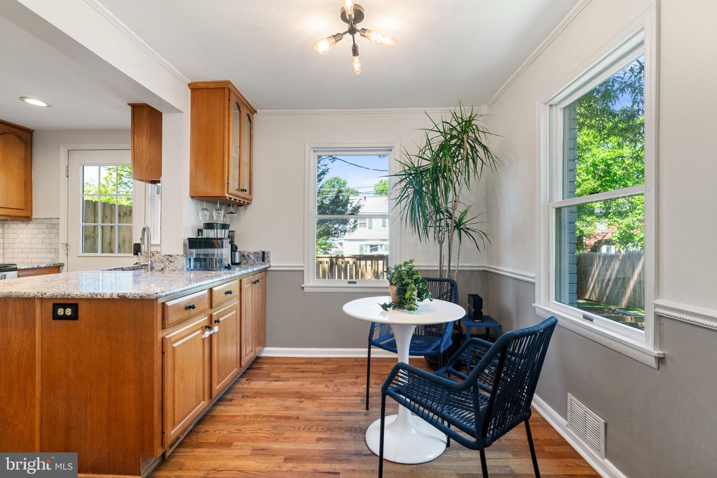 6002 WILLIAMSBURG RD, ALEXANDRIA, Virginia 22303, 2 Bedrooms Bedrooms, ,1 BathroomBathrooms,Residential,For sale,6002 WILLIAMSBURG RD,VAFX2233250 MLS # VAFX2233250