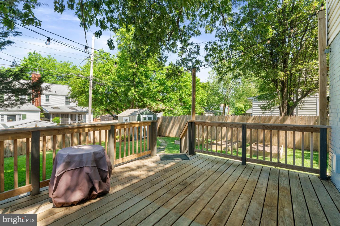 6002 WILLIAMSBURG RD, ALEXANDRIA, Virginia 22303, 2 Bedrooms Bedrooms, ,1 BathroomBathrooms,Residential,For sale,6002 WILLIAMSBURG RD,VAFX2233250 MLS # VAFX2233250