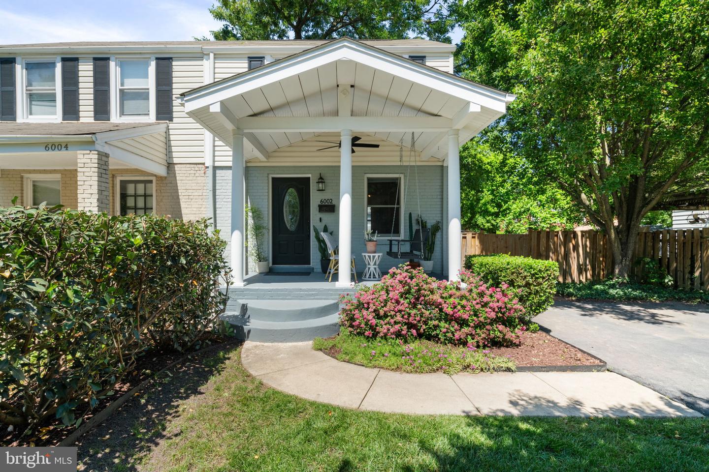 6002 WILLIAMSBURG RD, ALEXANDRIA, Virginia 22303, 2 Bedrooms Bedrooms, ,1 BathroomBathrooms,Residential,For sale,6002 WILLIAMSBURG RD,VAFX2233250 MLS # VAFX2233250