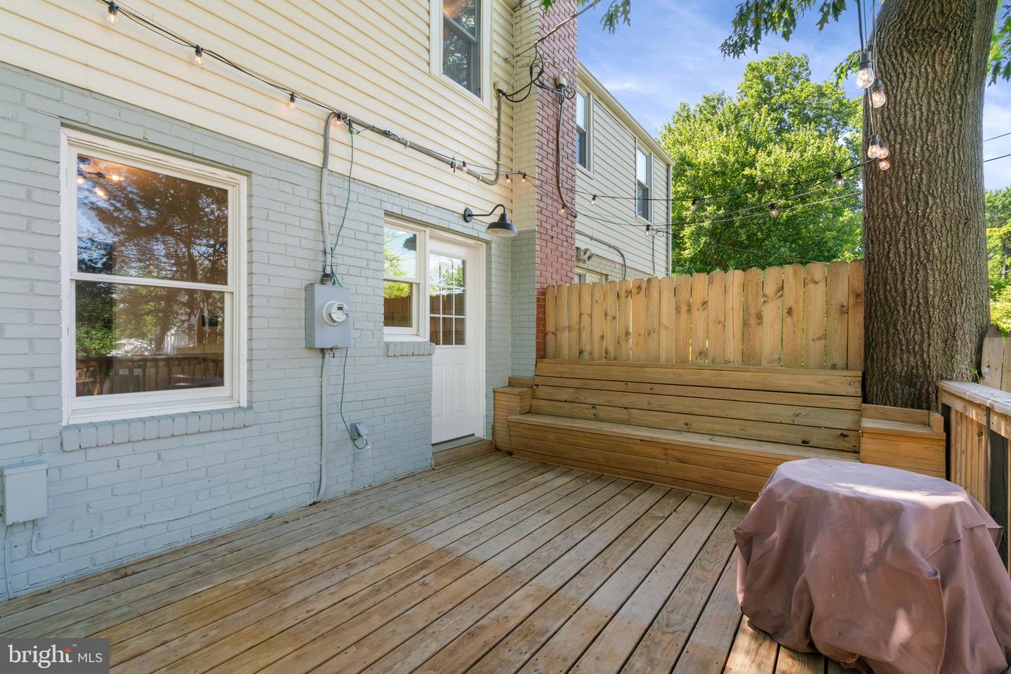 6002 WILLIAMSBURG RD, ALEXANDRIA, Virginia 22303, 2 Bedrooms Bedrooms, ,1 BathroomBathrooms,Residential,For sale,6002 WILLIAMSBURG RD,VAFX2233250 MLS # VAFX2233250