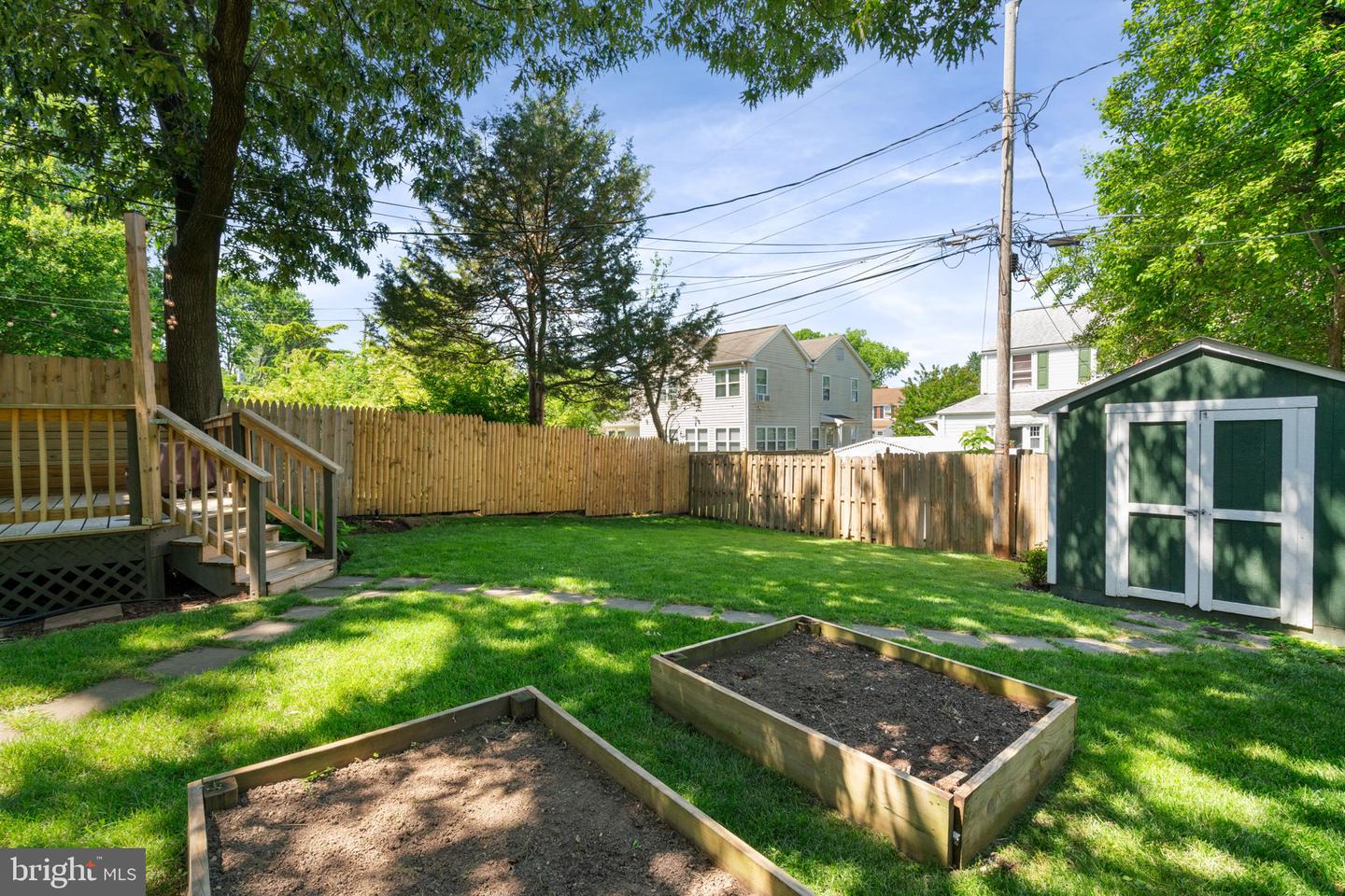 6002 WILLIAMSBURG RD, ALEXANDRIA, Virginia 22303, 2 Bedrooms Bedrooms, ,1 BathroomBathrooms,Residential,For sale,6002 WILLIAMSBURG RD,VAFX2233250 MLS # VAFX2233250