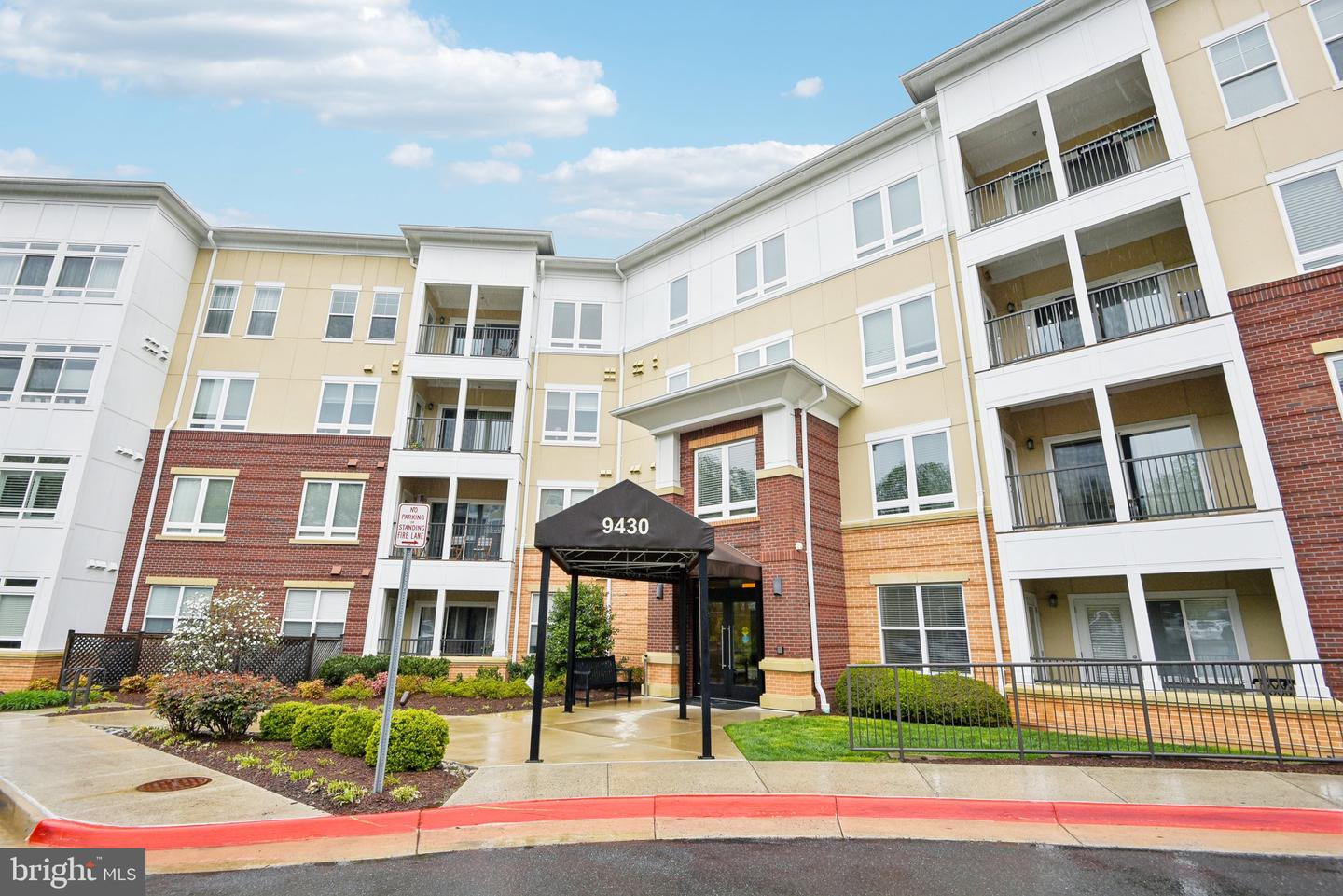 9430 SILVER KING CT #410, FAIRFAX, Virginia 22031, 2 Bedrooms Bedrooms, ,2 BathroomsBathrooms,Residential,For sale,9430 SILVER KING CT #410,VAFC2006124 MLS # VAFC2006124