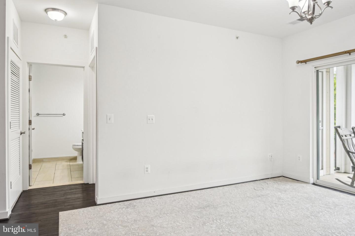 9430 SILVER KING CT #410, FAIRFAX, Virginia 22031, 2 Bedrooms Bedrooms, ,2 BathroomsBathrooms,Residential,For sale,9430 SILVER KING CT #410,VAFC2006124 MLS # VAFC2006124