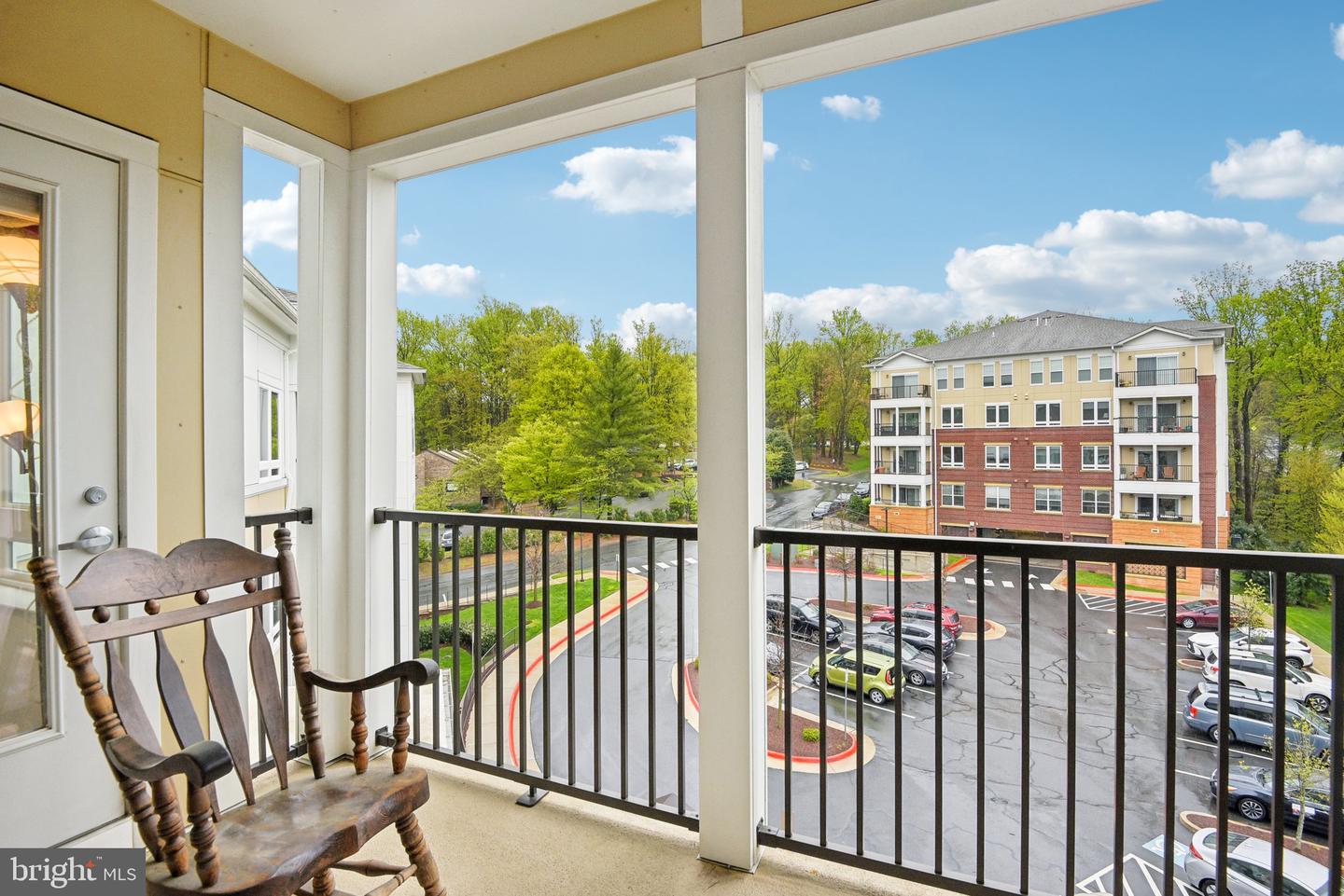 9430 SILVER KING CT #410, FAIRFAX, Virginia 22031, 2 Bedrooms Bedrooms, ,2 BathroomsBathrooms,Residential,For sale,9430 SILVER KING CT #410,VAFC2006124 MLS # VAFC2006124