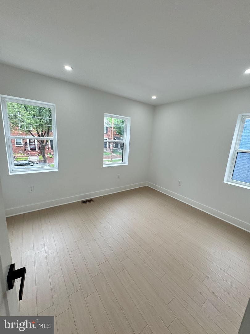3468 23RD ST SE, WASHINGTON, District Of Columbia 20020, 4 Bedrooms Bedrooms, ,2 BathroomsBathrooms,Residential,For sale,3468 23RD ST SE,DCDC2195378 MLS # DCDC2195378