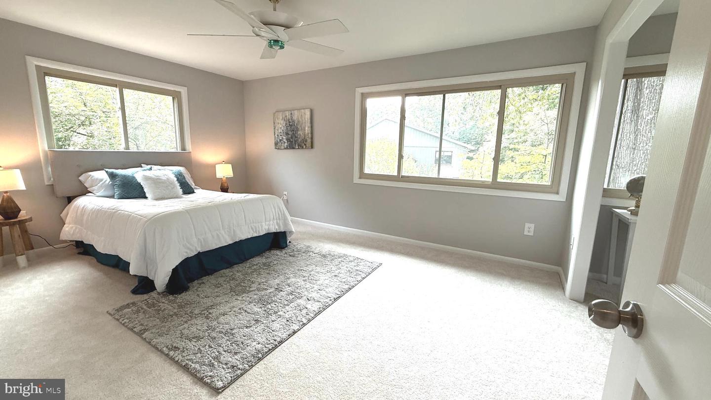 10601 FIESTA RD, FAIRFAX, Virginia 22032, 4 Bedrooms Bedrooms, ,2 BathroomsBathrooms,Residential,For sale,10601 FIESTA RD,VAFX2233892 MLS # VAFX2233892