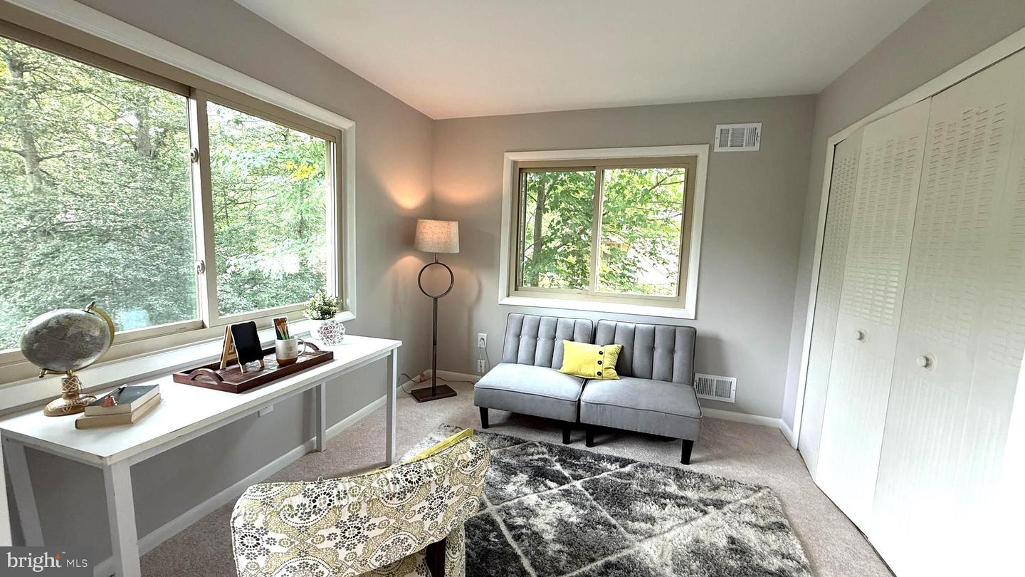 10601 FIESTA RD, FAIRFAX, Virginia 22032, 4 Bedrooms Bedrooms, ,2 BathroomsBathrooms,Residential,For sale,10601 FIESTA RD,VAFX2233892 MLS # VAFX2233892