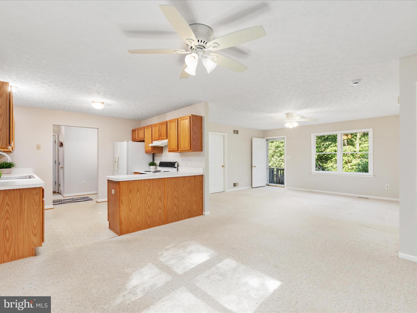 43417 LOST CORNER RD, LEESBURG, Virginia 20176, 3 Bedrooms Bedrooms, ,2 BathroomsBathrooms,Residential,For sale,43417 LOST CORNER RD,VALO2093848 MLS # VALO2093848