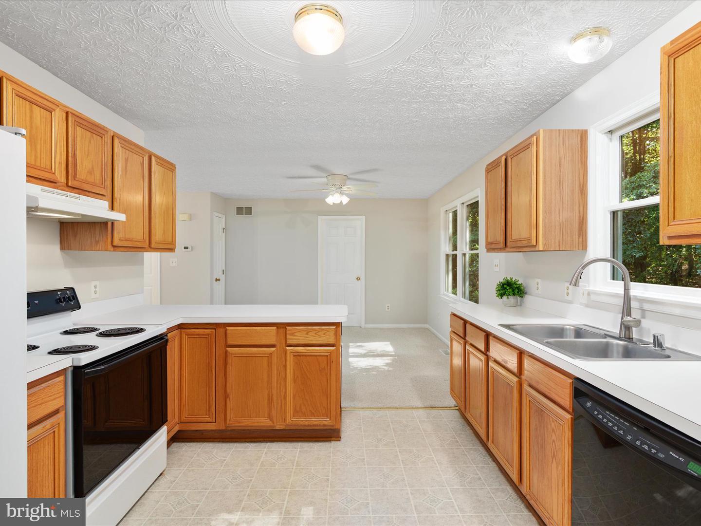 43417 LOST CORNER RD, LEESBURG, Virginia 20176, 3 Bedrooms Bedrooms, ,2 BathroomsBathrooms,Residential,For sale,43417 LOST CORNER RD,VALO2093848 MLS # VALO2093848