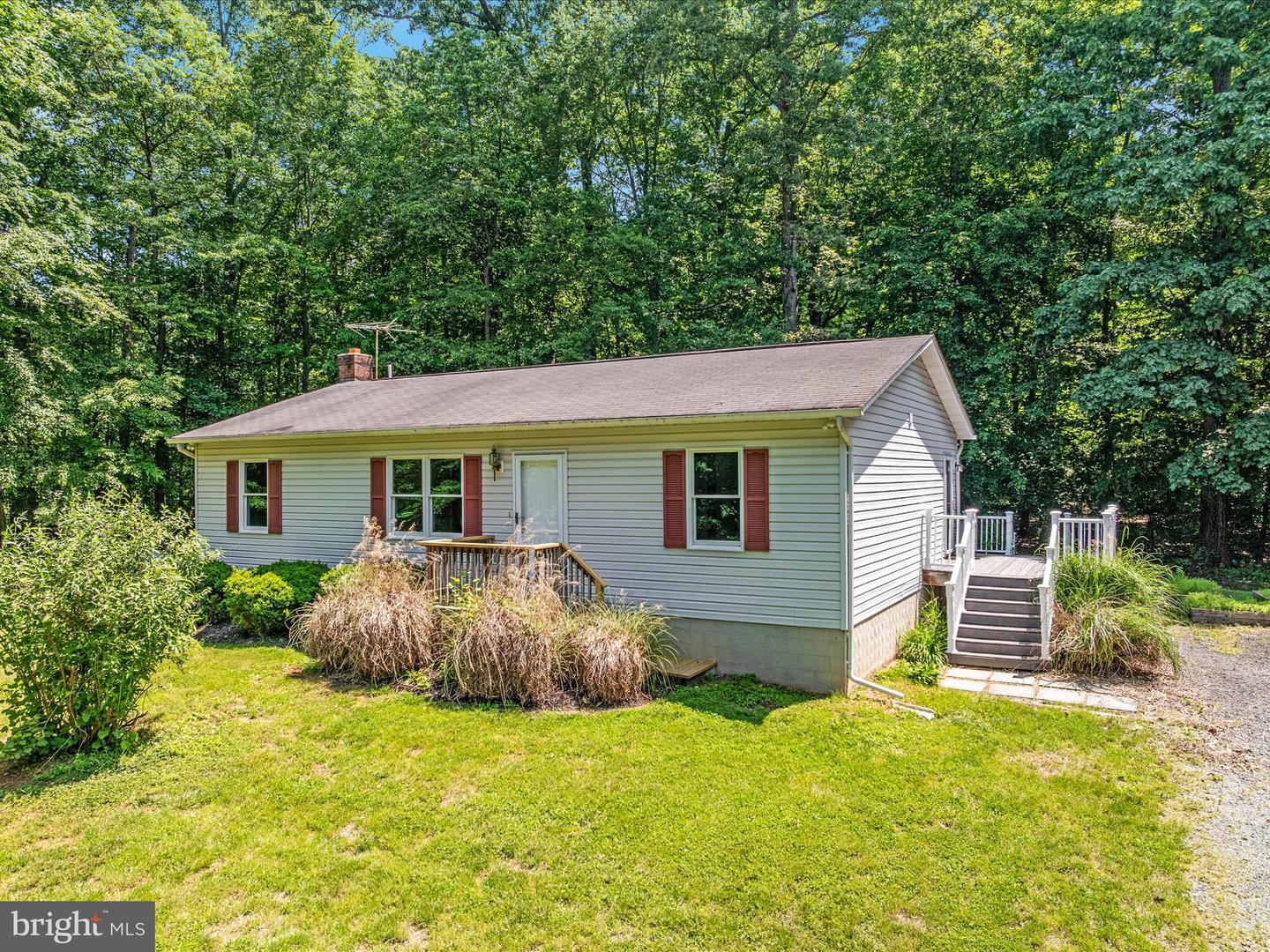 43417 LOST CORNER RD, LEESBURG, Virginia 20176, 3 Bedrooms Bedrooms, ,2 BathroomsBathrooms,Residential,For sale,43417 LOST CORNER RD,VALO2093848 MLS # VALO2093848