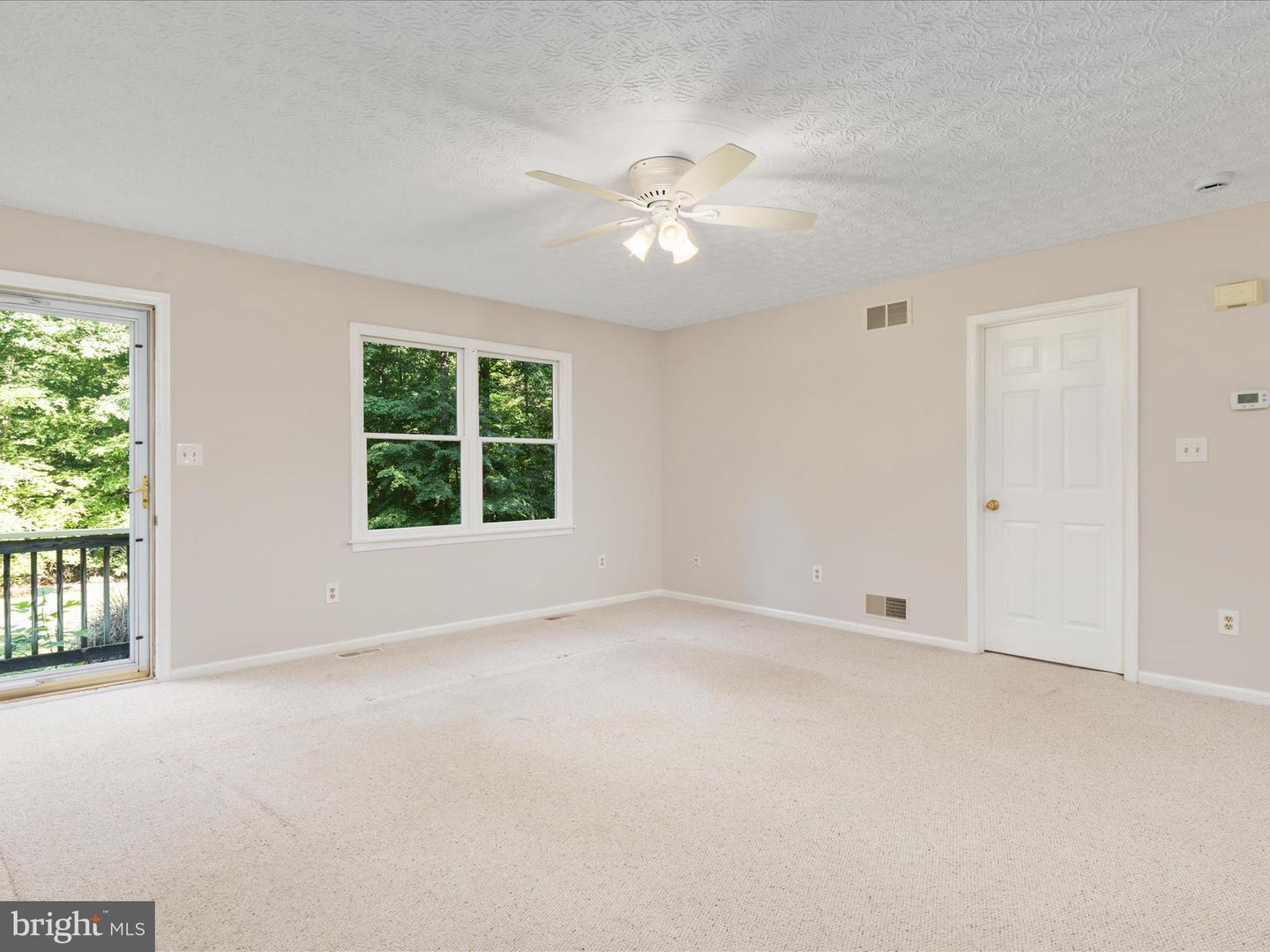 43417 LOST CORNER RD, LEESBURG, Virginia 20176, 3 Bedrooms Bedrooms, ,2 BathroomsBathrooms,Residential,For sale,43417 LOST CORNER RD,VALO2093848 MLS # VALO2093848