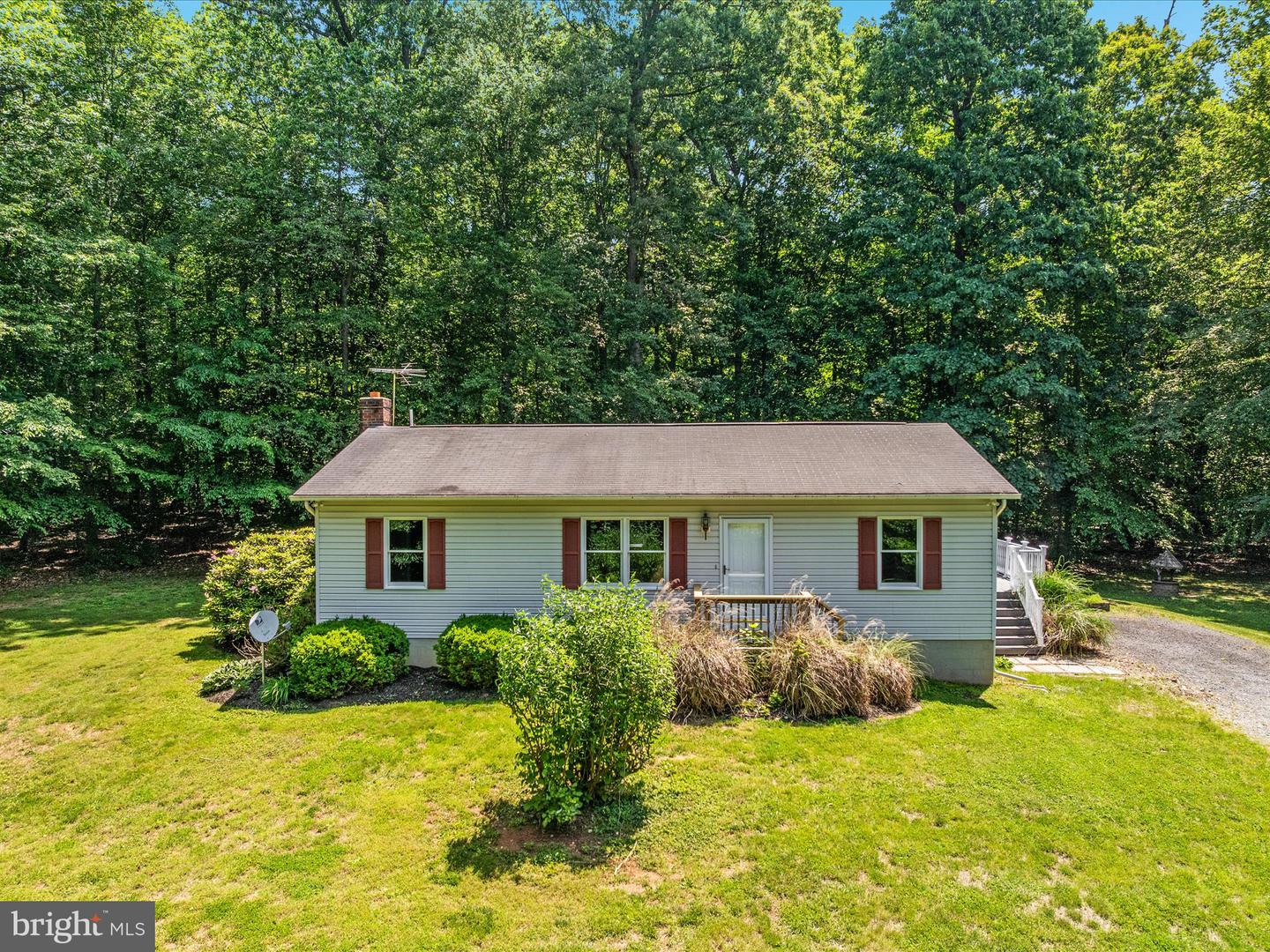 43417 LOST CORNER RD, LEESBURG, Virginia 20176, 3 Bedrooms Bedrooms, ,2 BathroomsBathrooms,Residential,For sale,43417 LOST CORNER RD,VALO2093848 MLS # VALO2093848