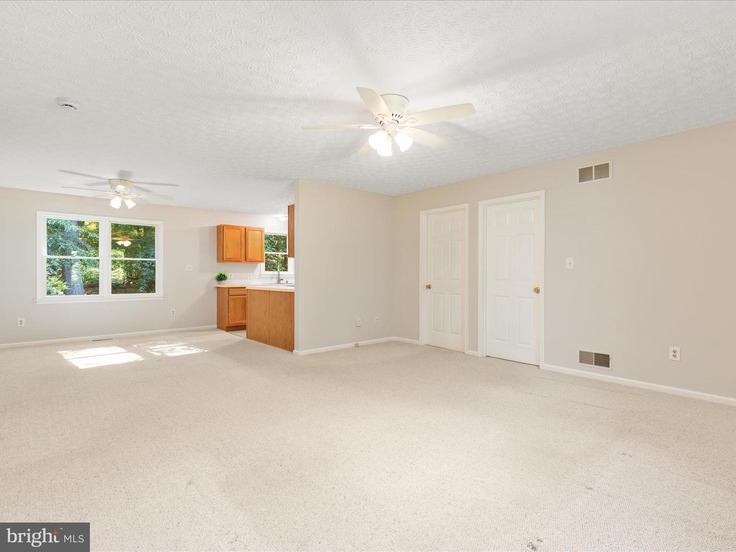 43417 LOST CORNER RD, LEESBURG, Virginia 20176, 3 Bedrooms Bedrooms, ,2 BathroomsBathrooms,Residential,For sale,43417 LOST CORNER RD,VALO2093848 MLS # VALO2093848